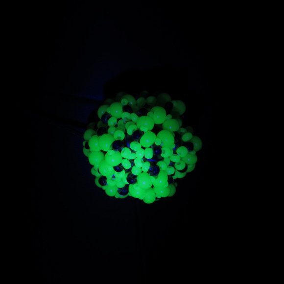 Uranium Glass Pendant - Picture 4 of 12